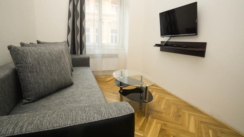 Black & White Apartment Prague By Wenceslas Square And Muzeum Esterno foto